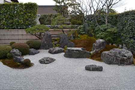 興臨院　庭園の石組