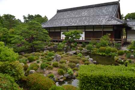 等持院　方丈と西庭