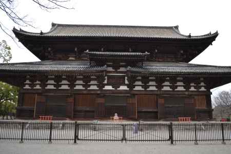 東寺　金堂正面