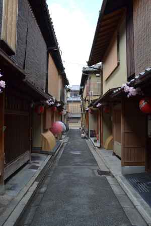 宮川町　路地１