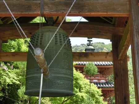 三室戸寺　鐘