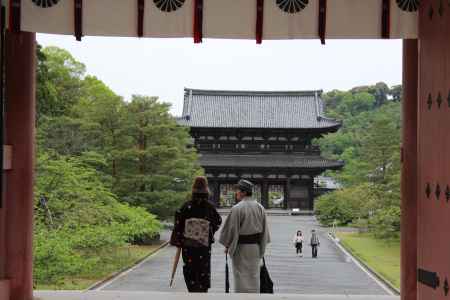 仁和寺　中門から仁王門