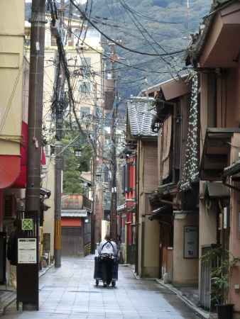 祇園界隈　町の飛脚