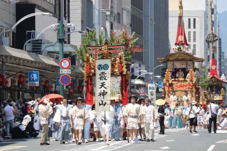 祇園祭　前祭り　霰天神山