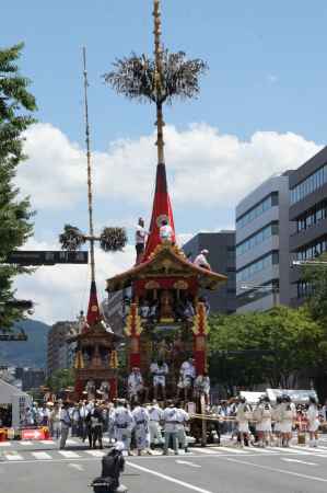 山鉾の「お帰り」