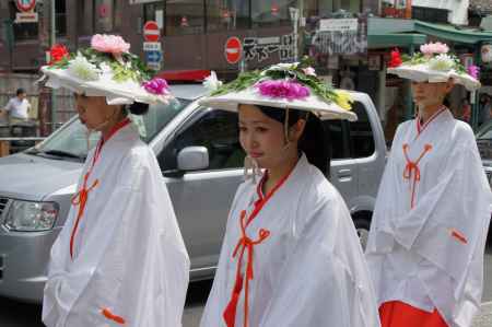 花傘巡行　神饌行列②