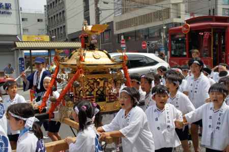 花傘巡行　子供神輿⑤