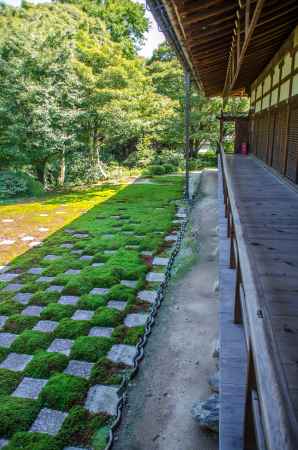 東福寺北庭、小市松の庭を見る