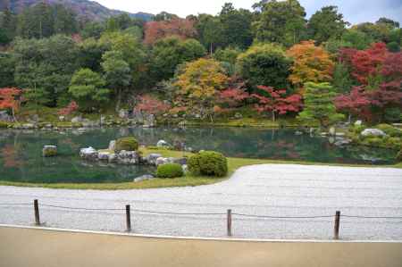 天龍寺　曹源池庭園の紅葉