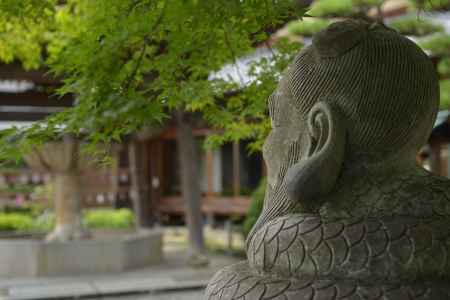 宇賀神様のお出迎え＿三室戸寺