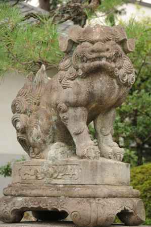 大将軍八神社　狛犬「吽」