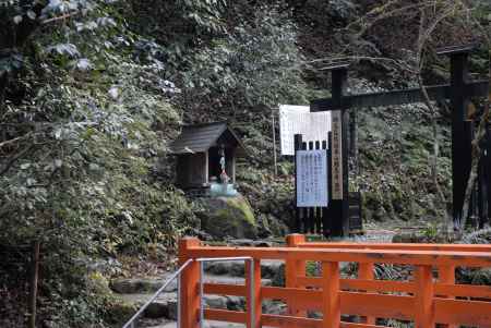 鞍馬寺西門