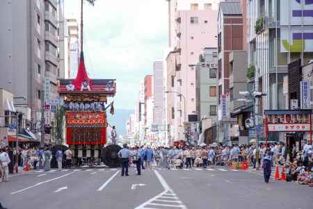 四条通に出てきた南観音山