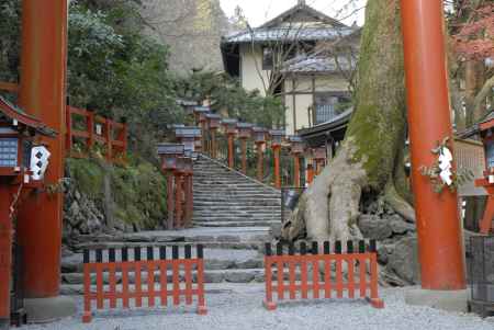 貴船神社の参道「恋の道」