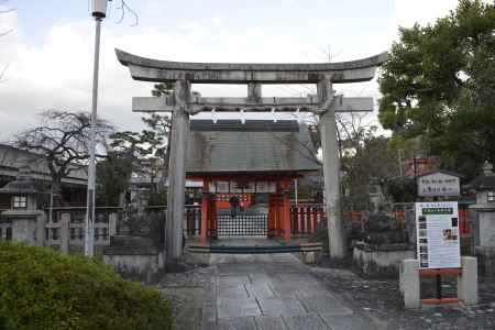 車折神社中門