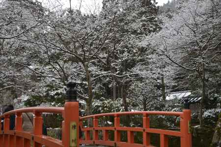 雪の茅穂橋