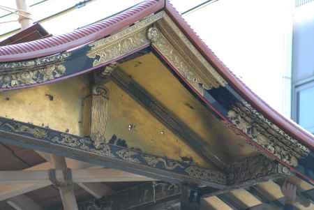 鶏鉾屋根の装飾