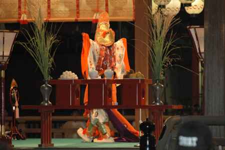 祇園社観月祭すすきと月見団子