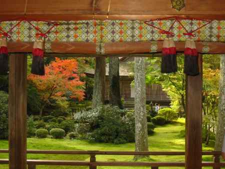 紅葉の大原三千院