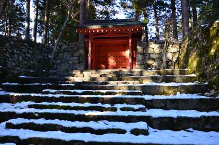 雪の朱雀門