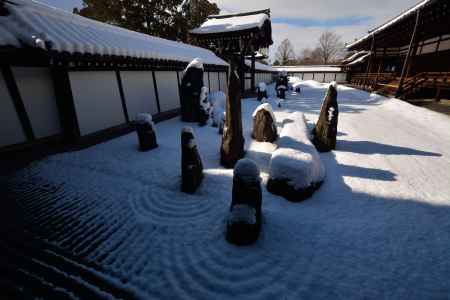 雪紋の石庭