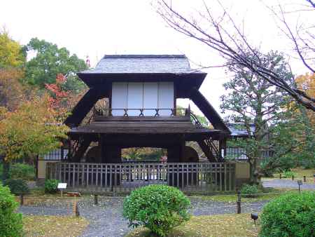 渉成園　傍花閣