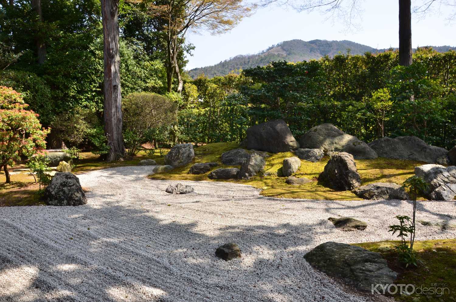 東山の寂静