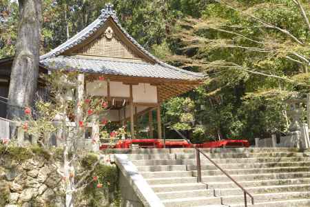 平岡八幡宮